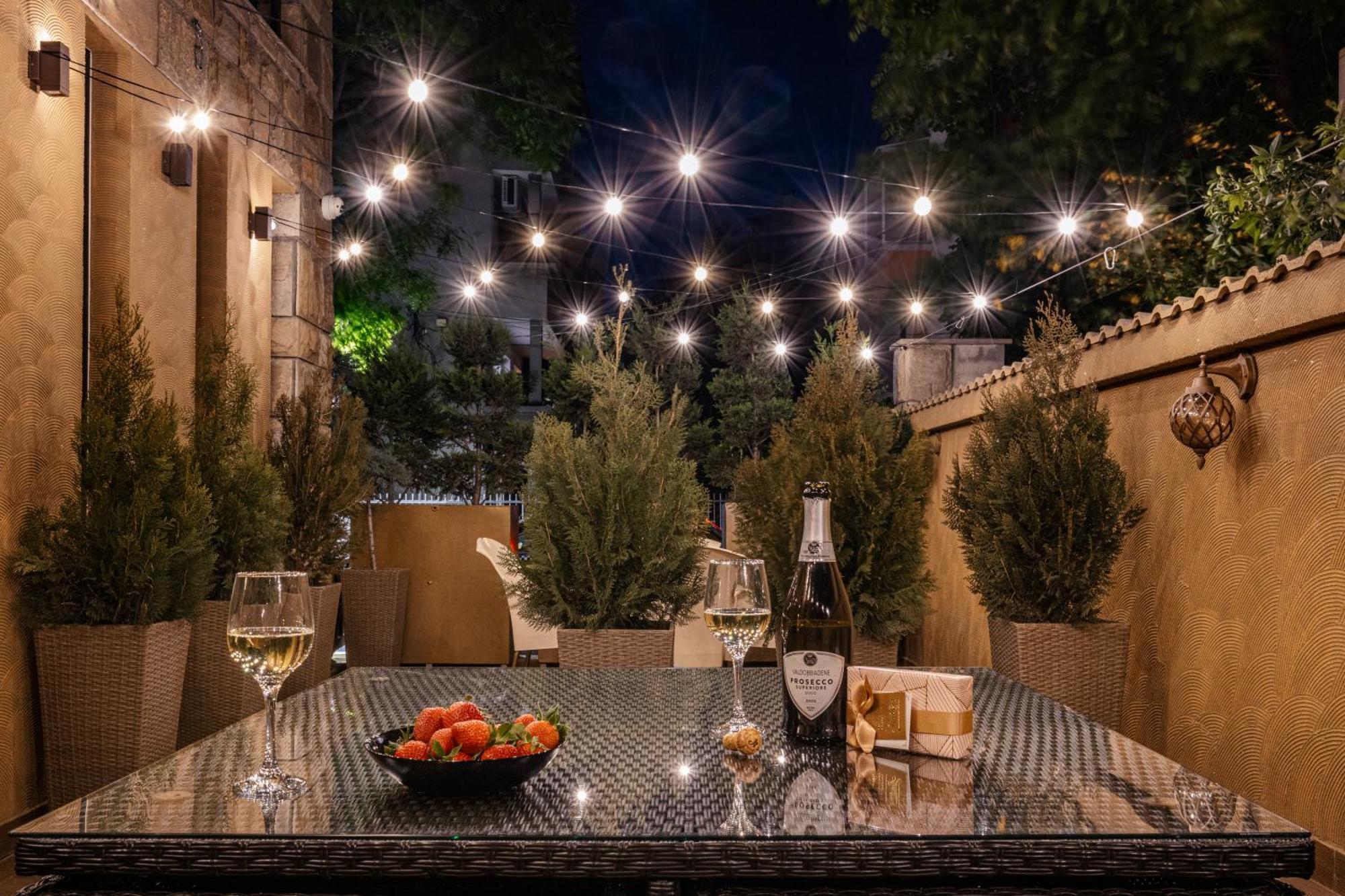 Hidden Bank: Golden Apartment Plovdiv Exterior photo